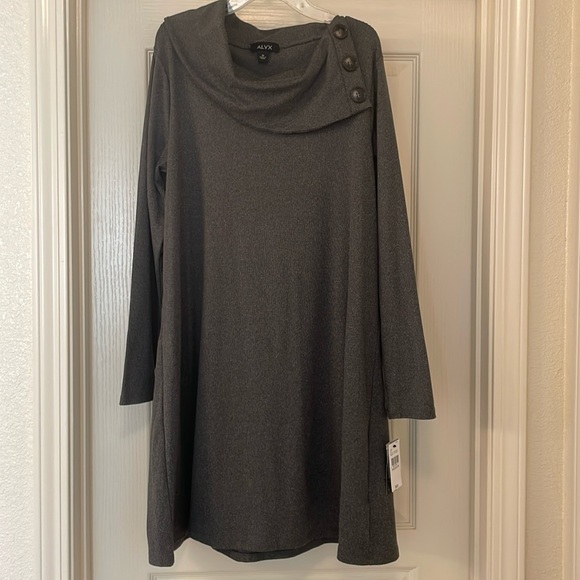 ALYNX Charcoal Dress - NWT - Picture 1 of 10